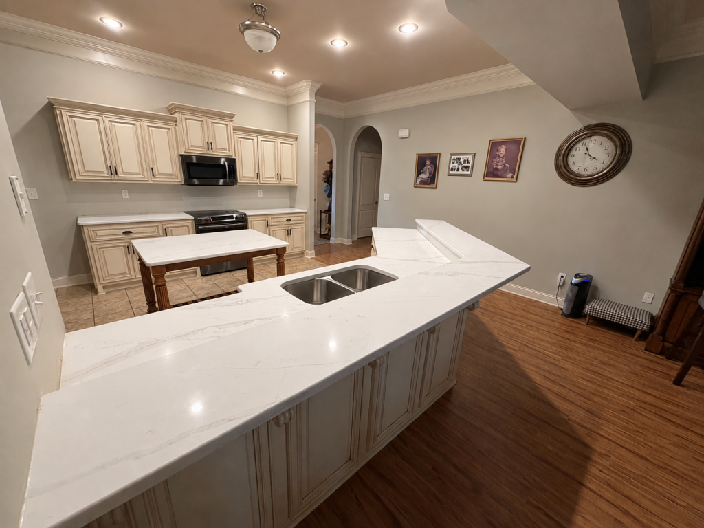 Calacatta Silverlight Quartz